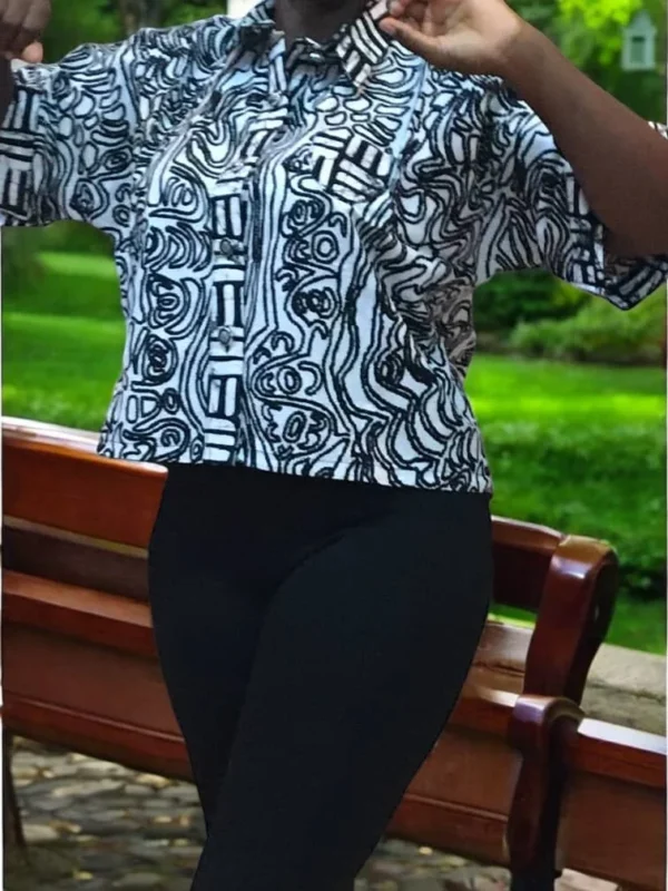 TRENDY WOMAN Ankara Crop Top